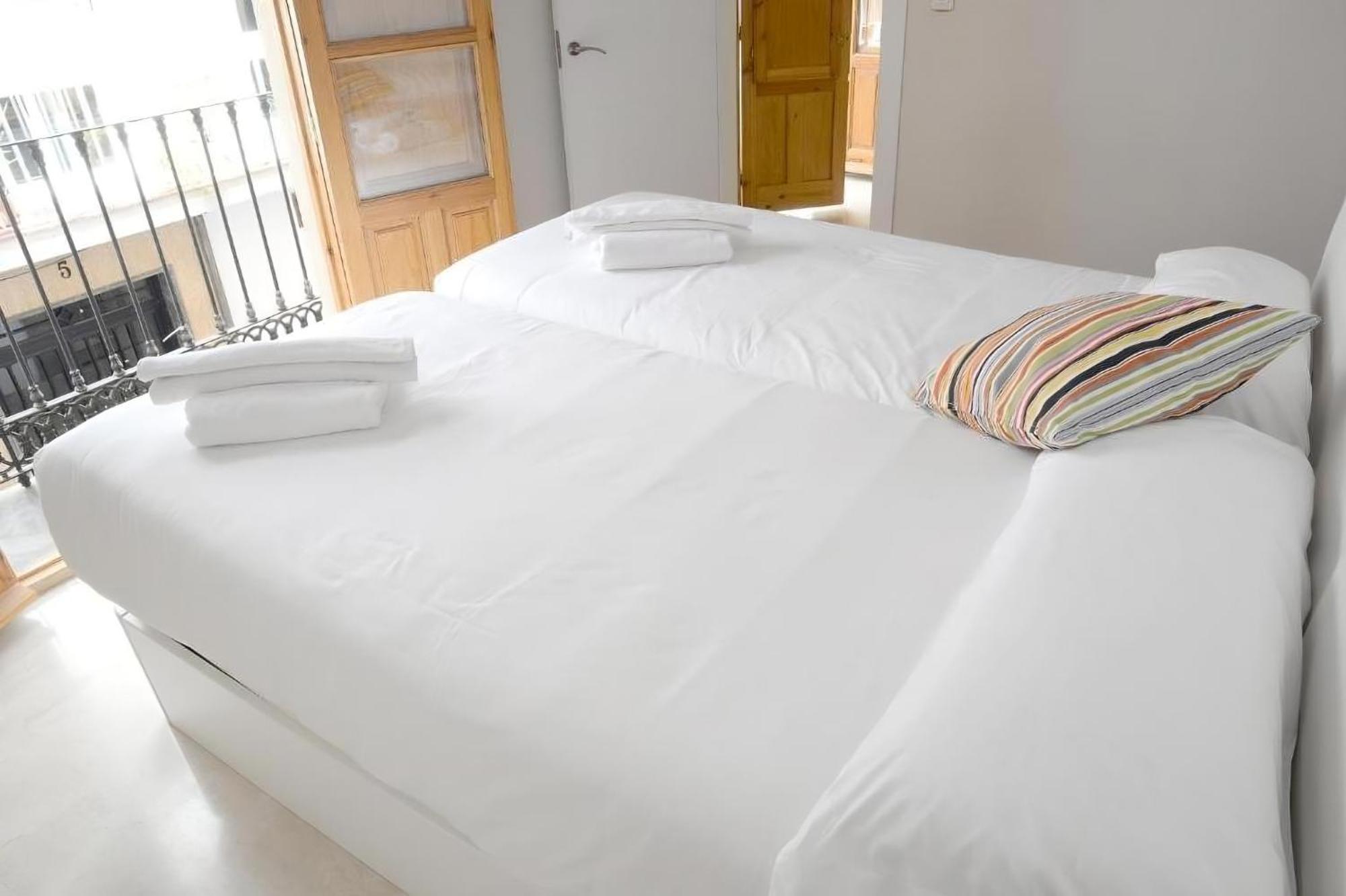 Apartamentos Comfort City غرناطة المظهر الخارجي الصورة