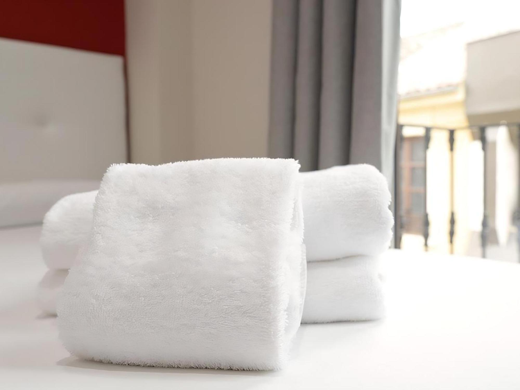 Apartamentos Comfort City غرناطة المظهر الخارجي الصورة